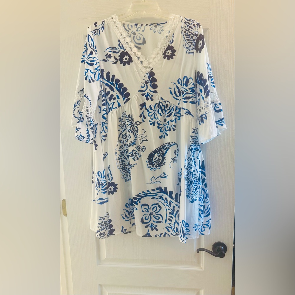 Cupshe White Mini Dress with Blue Floral Print